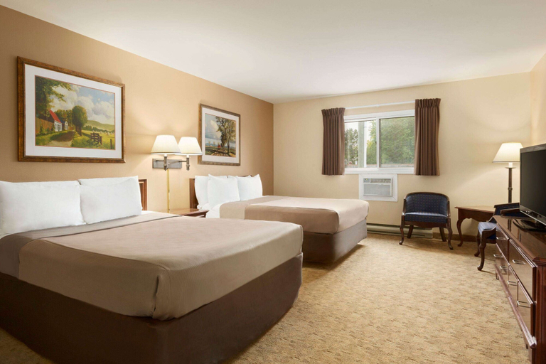 Bedroom 3, Travelodge by Wyndham Kenora, Kenora