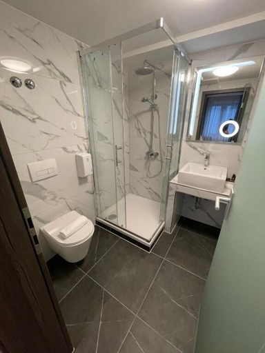 Bathroom 3, ASD Hotel, Esslingen