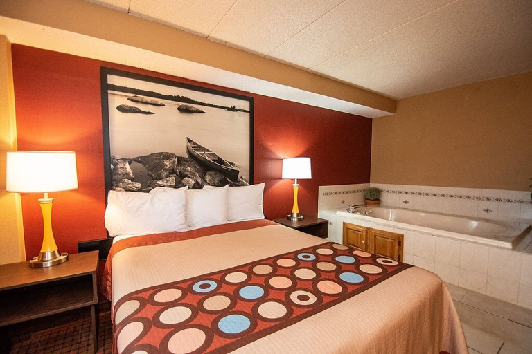 Bedroom 4, Super 8 by Wyndham Brooklyn Center/MPLS, Hennepin
