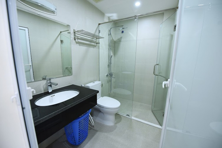 Bathroom 5, Granda Legend Apartment, Cầu Giấy