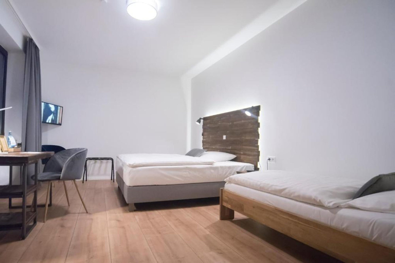 Bedroom 3, Hotel Wiesengrund, Vechta