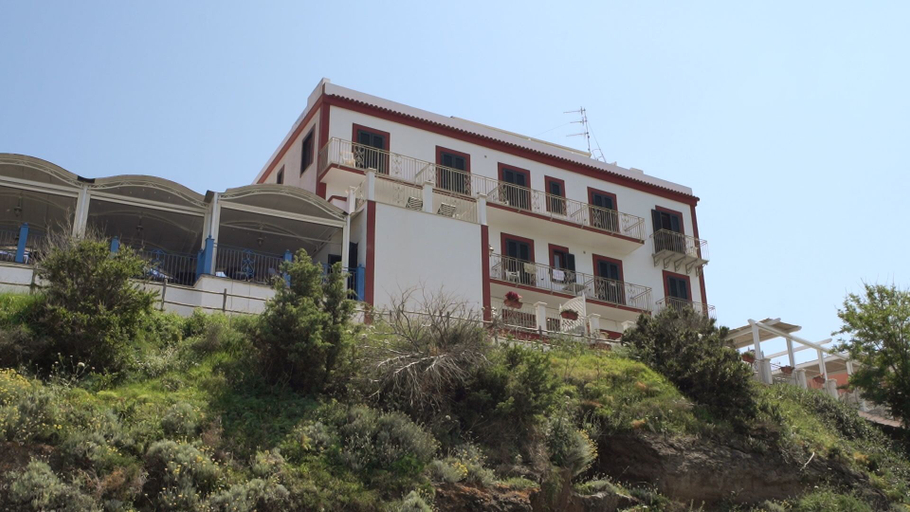 Exterior & Views 2, Hotel Isolabella , Latina