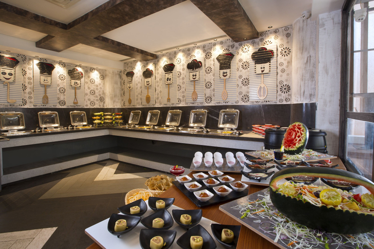 Food & Drinks 5, Southend by TGI, Bangalore
