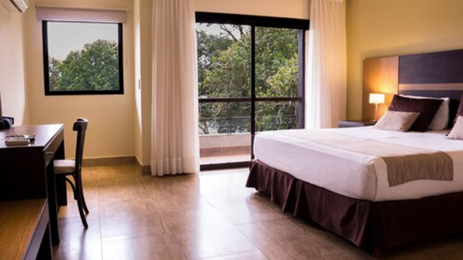 Bedroom 3, Pirayu Hotel & Resort, Iguazú