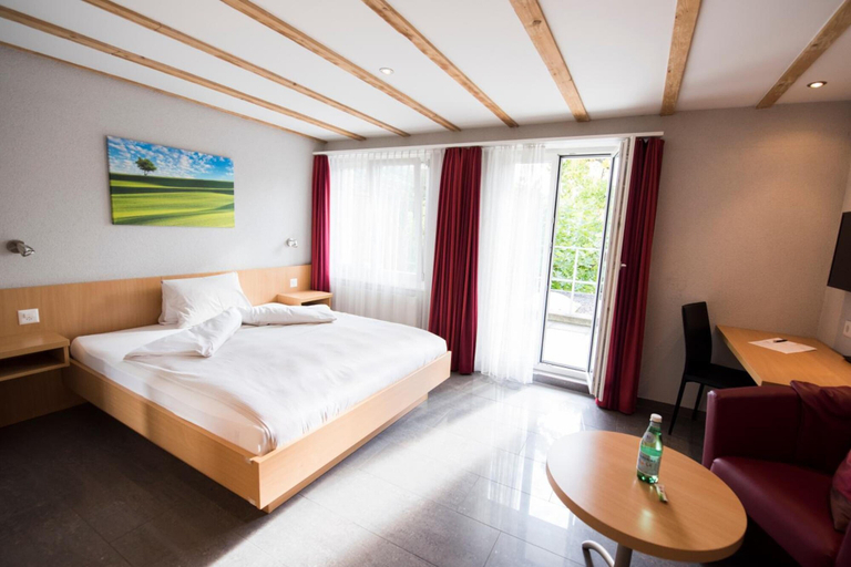 Bedroom 3, Hotel Restaurant Neuhaus, Baden