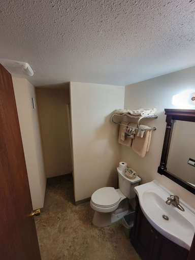Bathroom 4, Hulett Motel, Crook