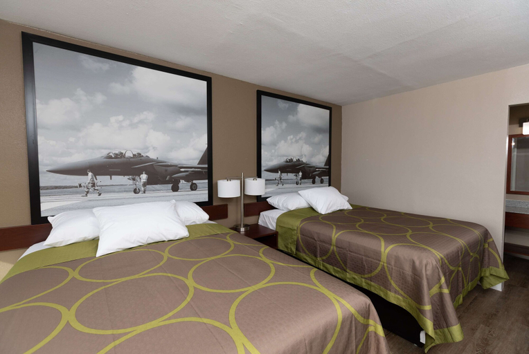 Bedroom 5, Super 8 by Wyndham Goldsboro, Wayne