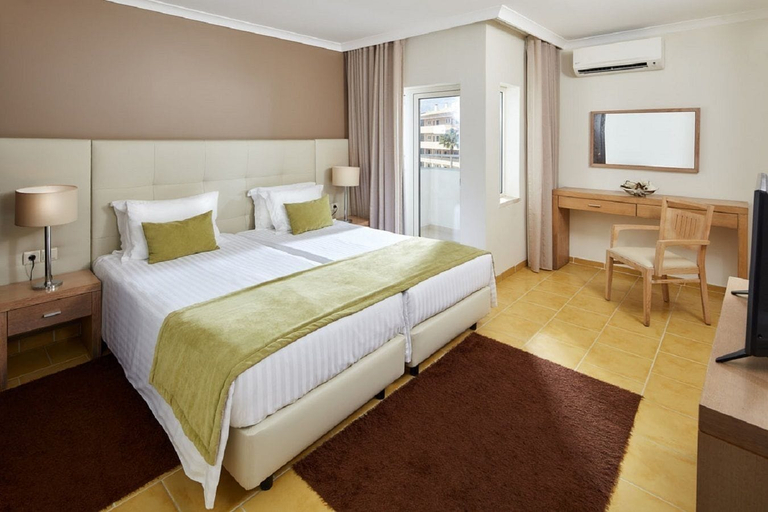 Bedroom 4, Santa Eulalia Hotel Apartamento & Spa, Albufeira