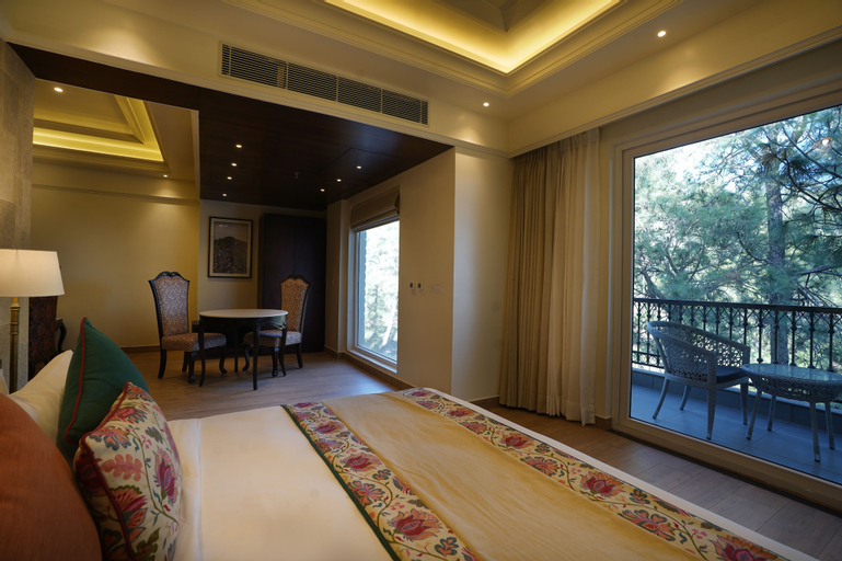Bedroom 4, WelcomHeritage Parv Vilas Resort & Spa, Solan