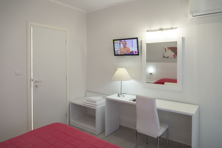 Bedroom 2, Byron Apartments, South Aegean