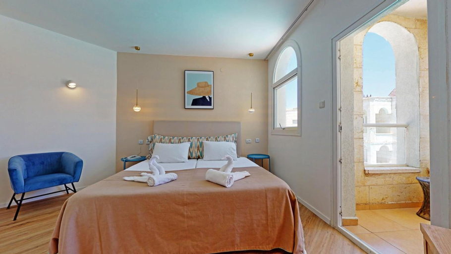 Bedroom 4, Acco Beach Hotel