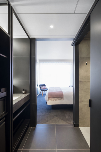 Bedroom 2, Hotel Monville, Montréal