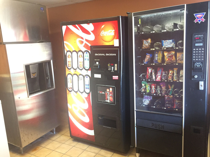 Food & Drinks 5, Americas Best Value Inn Garden City, Finney