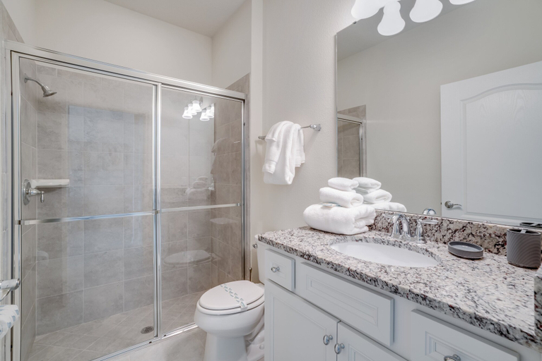 Bathroom 3, 8 Bed 6 Ba Villa with Games, Pool & Spa, Osceola