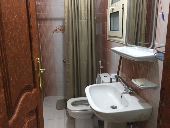 Bathroom 3, Explore Cairo From A Cozy Designed apt, Ancient Cairo