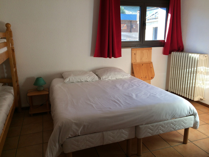 Bedroom 2, Le Tuc de l'Etang, Haute-Garonne
