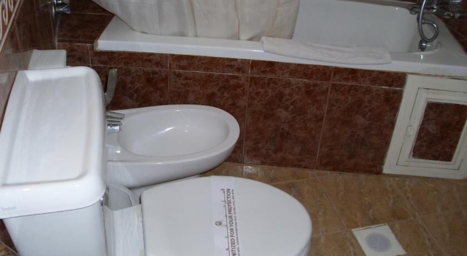 Bathroom 4, Awal Hotel, Manama