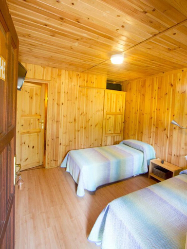 Bedroom 3, Bassegoda Park Campsite, Girona