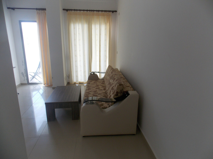 Others 5, Doka Apartments 2, Sarandës