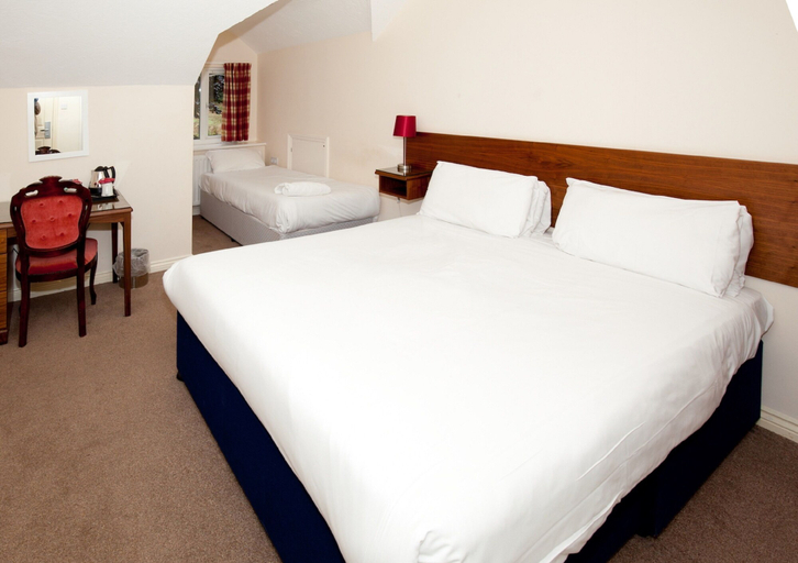Bedroom 2, The Angel Hotel, Hampshire
