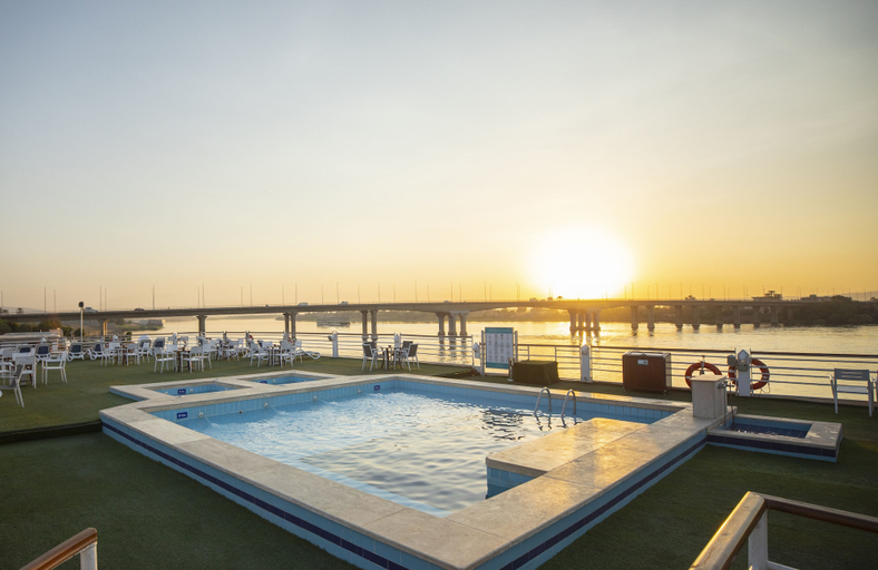Sport & Beauty, SUNRISE Semiramis I Cruise, Luxor