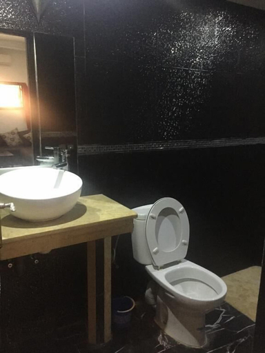 Bathroom 3, Riad Ait Elhadri, Marrakech