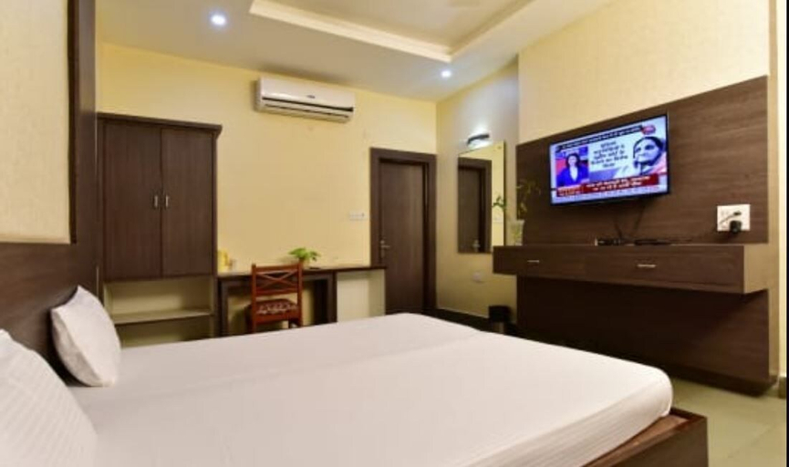 Bedroom 3, Silver Inn, Bhopal
