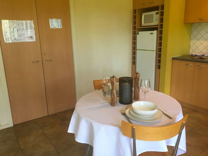 Others 5, Indulge at the Beautiful Otway Winery, Colac-Otway - North