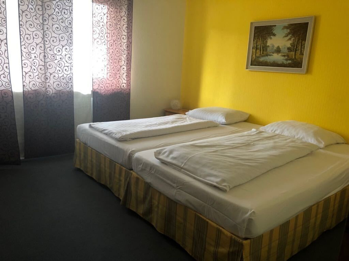 Bedroom 4, Hotel Gaulskopf, Gießen
