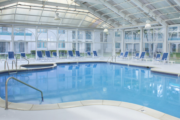 Sport & Beauty 2, DoubleTree Suites by Hilton Hotel Mt. Laurel, Burlington