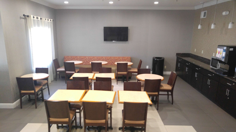 Food & Drinks 5, Best Western Plus Delta Inn & Suites, Contra Costa