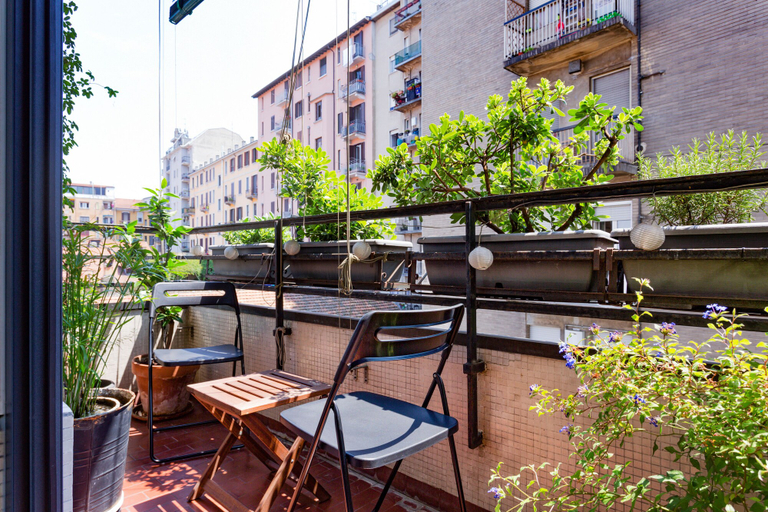 Balcony 5, Mondrian Apartment in Milan, Milano