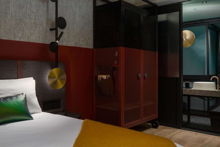 Bedroom 9