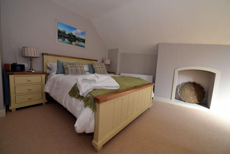 Bedroom 2, The Peppermill, Wiltshire