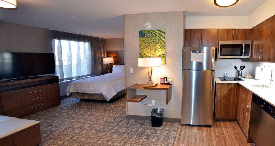 Bedroom 5, Staybridge Suites RED DEER NORTH, Division No. 8