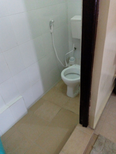 Bathroom 2, Mali Guest House, Nyali