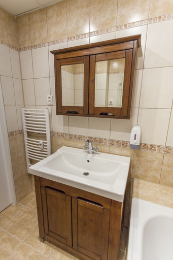 Bathroom 2, Penmoor Chance - Old Town, Bratislava II