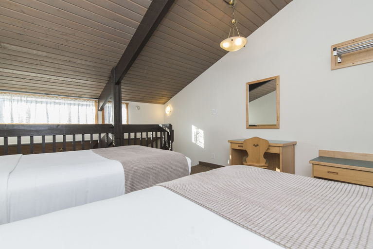 Bedroom 2, Rocky Mountain Ski Lodge, Division No. 15