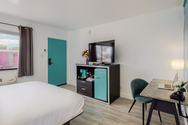 Bedroom 3, Hotel Zazz, Bernalillo