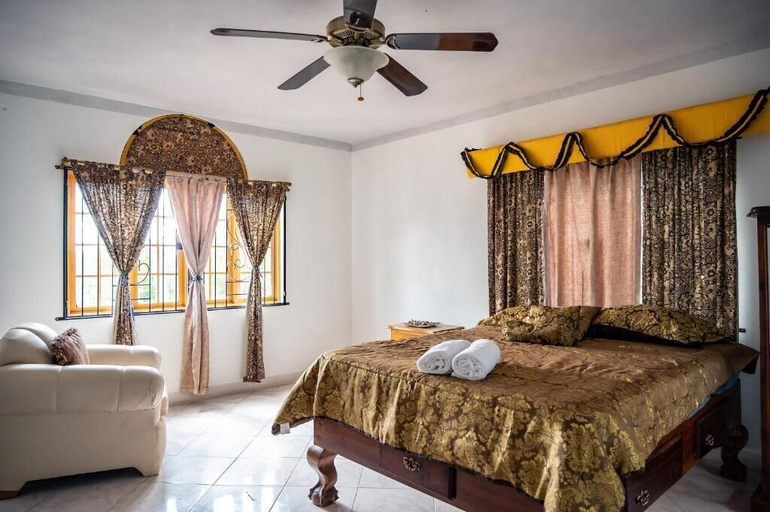 Bedroom 3, BurgAnn Villa