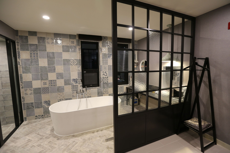 Bathroom 4, Hotel Leeds, Pyeongtaek