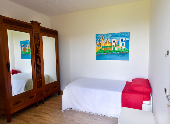 Bedroom 4, La Riggiola, Salerno