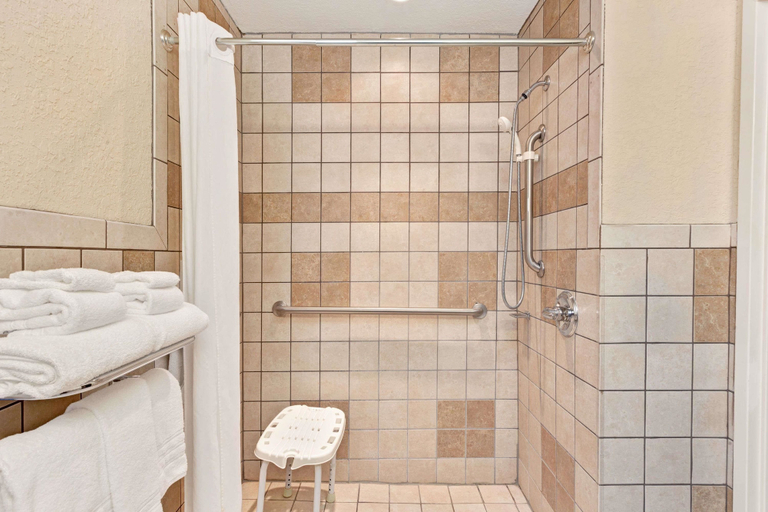 Bathroom 4, Microtel Inn & Suites by Wyndham Jasper, Pickens