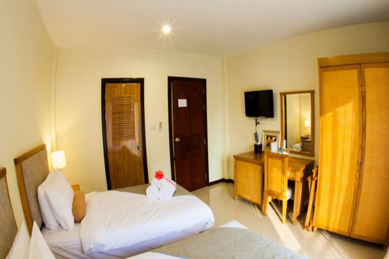 Bedroom 2, Babylon Palace Hotel, Pattaya