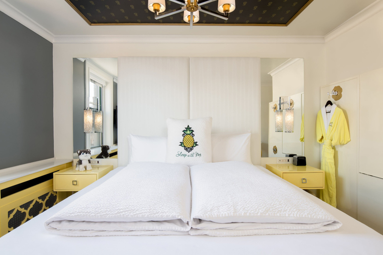 Bedroom 3, Staypineapple, A Delightful Hotel, South End, Boston