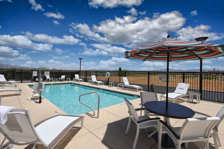 Sport & Beauty 1, Hampton Inn & Suites Tucson Tech Park, Pima
