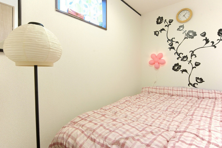 Bedroom 3, Murasaki House, Osaka