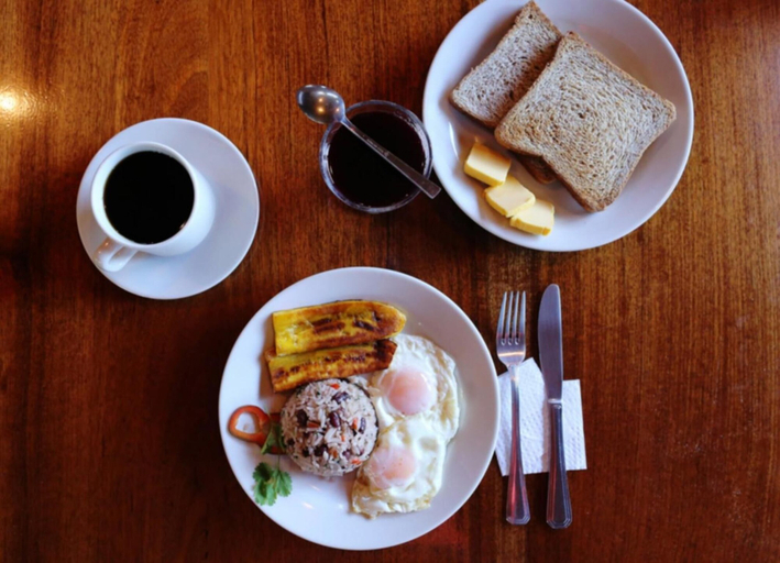 Food & Drinks 4, Hotel El Amanecer, Puntarenas