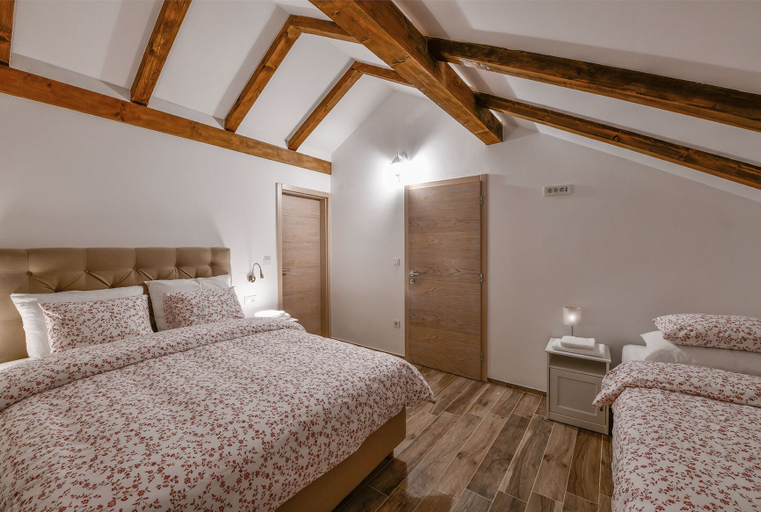 Bedroom 4, Villas Joja, Gospić