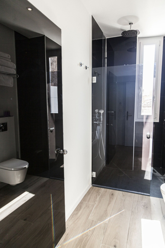 Bathroom 5, Hotel El Siglo, Valencia